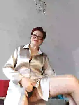 Snapshot of Fire_Night chatting on December 4, 2024, 7:55 am Fire Night online show from December 4, 2024, 7:55 am