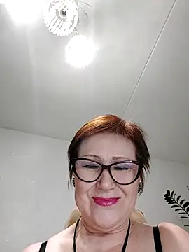 Snapshot of Fire_Night chatting on October 24, 2025, 12:59 pm Fire Night online show from October 24, 2025, 12:59 pm