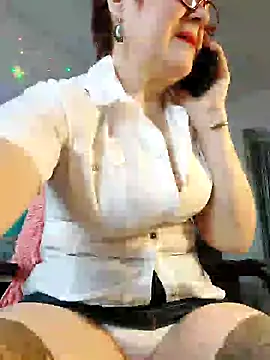 Snapshot of Fire_Night chatting on January 24, 2025, 8:02 am Fire Night online show from January 24, 2025, 8:02 am