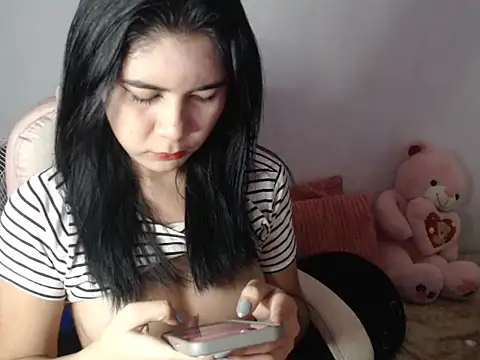 Snapshot of TransPetite1 chatting on February 2, 2026, 1:59 am TransPetite1 online show from February 2, 2026, 1:59 am