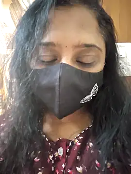 sexynayan23 online show from November 30, 2025, 4:57 am