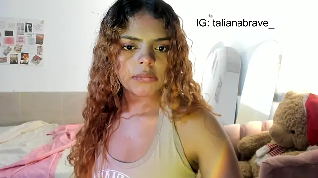 ValienteGirl  online show from October 2, 2025, 3:21 am