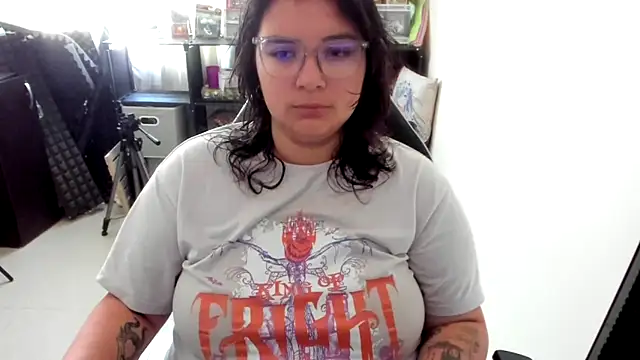 aika-dreams online show from November 22, 2025, 3:00 pm