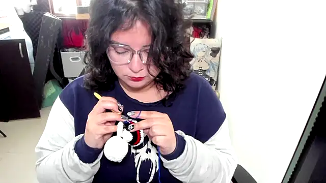 aika-dreams online show from October 15, 2025, 12:57 pm