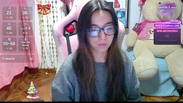 Maggie Fox3 online show from December 22, 2025, 1:06 am