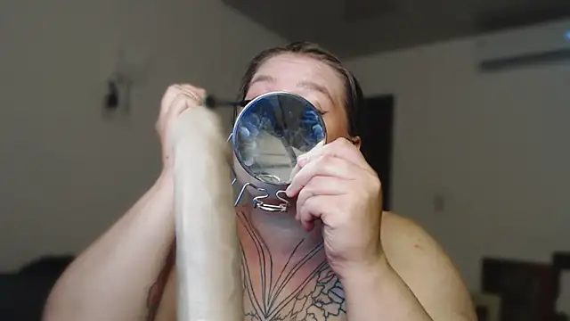 Enotika online show from December 1, 2025, 11:05 pm