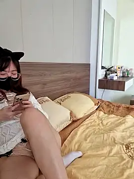 Snapshot of HinaLovely chatting on January 6, 2025, 6:14 am HinaLovely online show from January 6, 2025, 6:14 am