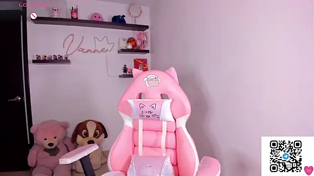 Vannessa  Shy online show from March 16, 2026, 9:39 pm