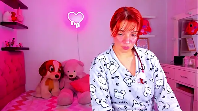 Snapshot of Vannessa__Shy chatting on July 10, 2026, 1:22 pm Vannessa Shy online show from July 10, 2026, 1:22 pm