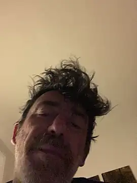 Snapshot of maxximere chatting on February 25, 2026, 11:37 pm maxximere online show from February 25, 2026, 11:37 pm