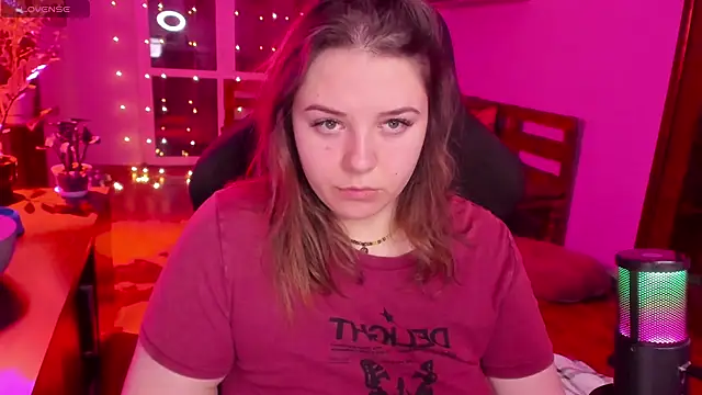 Snapshot of XNirvanaX chatting on February 7, 2026, 2:30 am XNirvanaX online show from February 7, 2026, 2:30 am