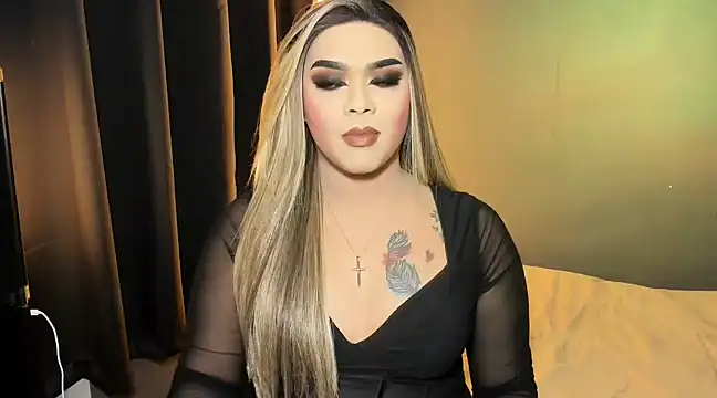 Snapshot of VictoriaEliz chatting on March 23, 2025, 8:04 am VictoriaEliz online show from March 23, 2025, 8:04 am