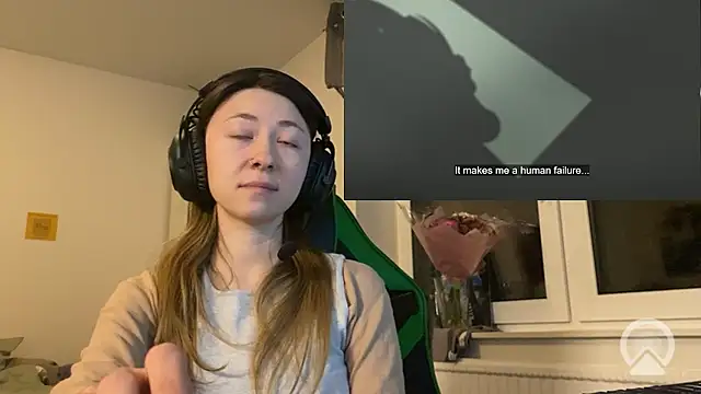 chibi moon  online show from January 10, 2026, 8:04 pm