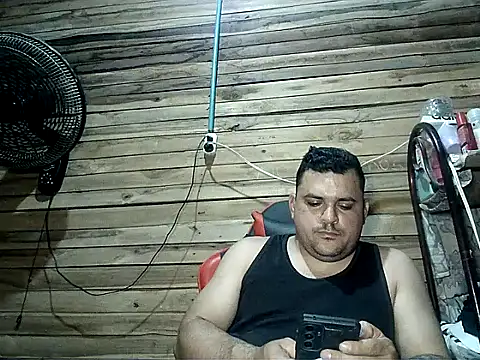 Snapshot of Arcangel_05 chatting on July 8, 2026, 3:51 am Arcangel 05 online show from July 8, 2026, 3:51 am