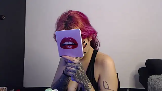 Snapshot of MaryJannes chatting on October 2, 2025, 8:56 pm MaryJannes online show from October 2, 2025, 8:56 pm