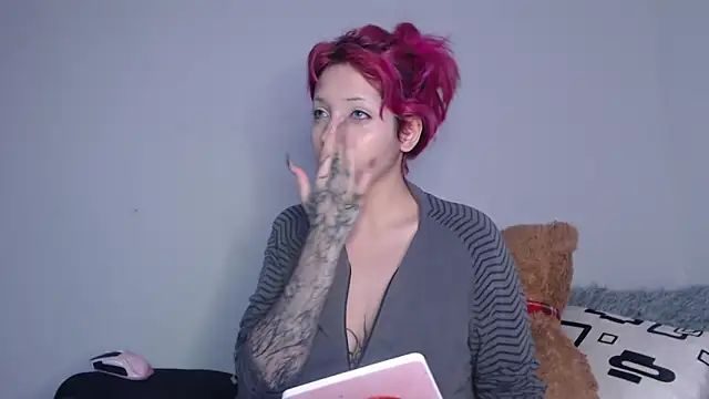 Snapshot of MaryJannes chatting on October 12, 2025, 7:43 am MaryJannes online show from October 12, 2025, 7:43 am