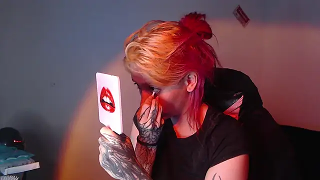 Snapshot of MaryJannes chatting on November 23, 2025, 6:34 am MaryJannes online show from November 23, 2025, 6:34 am