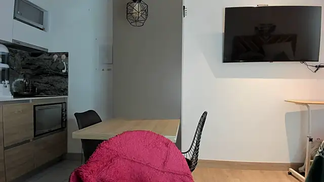 Snapshot of alexademie1 chatting on January 20, 2025, 9:53 pm alexademie1 online show from January 20, 2025, 9:53 pm