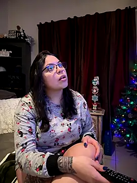 drizzypeach602 online show from December 14, 2025, 3:57 am