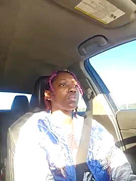 oliviaprettypussy online show from February 13, 2026, 2:06 pm