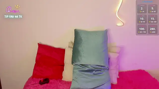 cloe 25 online show from February 28, 2026, 12:32 am