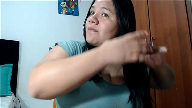 Snapshot of Van3orgasm4me chatting on May 6, 2026, 4:27 am Van3orgasm4me online show from May 6, 2026, 4:27 am