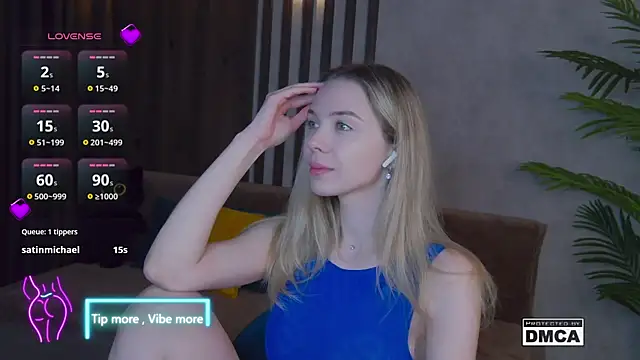 Holl1Would online show from February 26, 2025, 7:32 pm