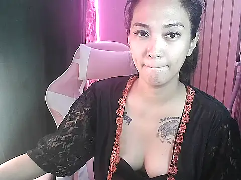 Snapshot of hotasianivy19 chatting on September 26, 2025, 8:32 am hotasianivy19 online show from September 26, 2025, 8:32 am