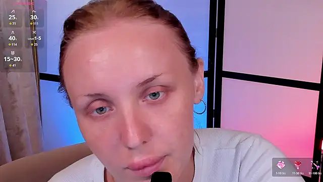 Snapshot of LianaFord chatting on June 11, 2026, 5:04 am LianaFord online show from June 11, 2026, 5:04 am