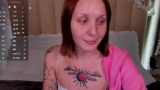 LianaFord online show from April 18, 2026, 4:53 pm