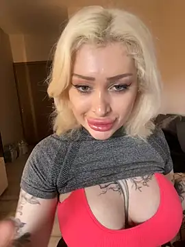 JennaLinn online show from April 10, 2026, 5:03 am