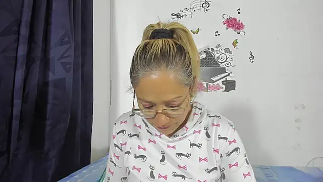 Snapshot of anthonela_mature_ chatting on February 13, 2025, 9:38 pm anthonela mature online show from February 13, 2025, 9:38 pm