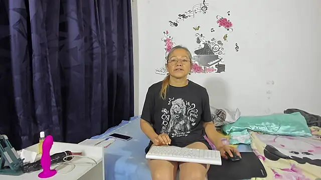 Snapshot of anthonela_mature_ chatting on March 4, 2025, 2:06 am anthonela mature online show from March 4, 2025, 2:06 am