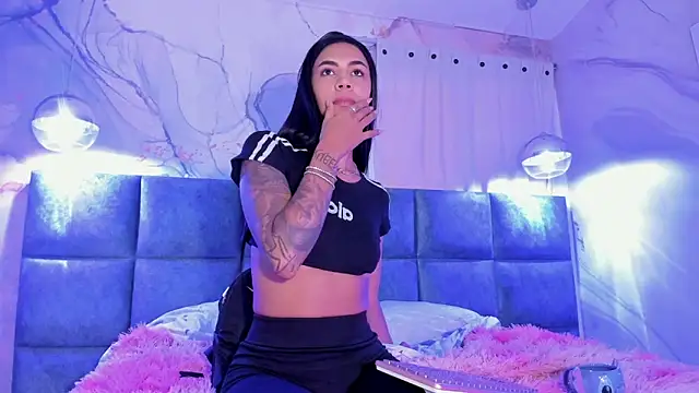 Snapshot of AntonellaRossi chatting on February 11, 2026, 7:58 pm AntonellaRossi online show from February 11, 2026, 7:58 pm