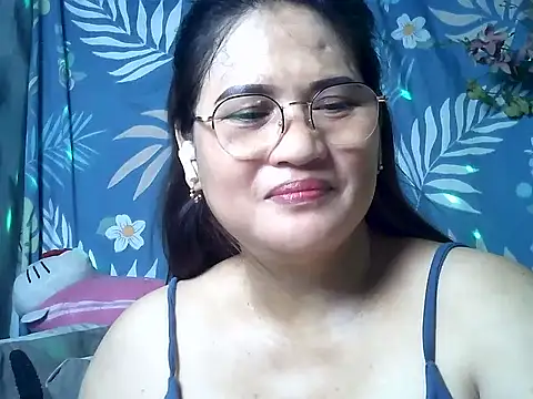 Amazing Angel22 online show from May 10, 2026, 11:50 pm