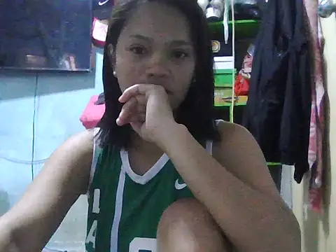 Silly Girl21 online show from November 7, 2025, 3:33 am