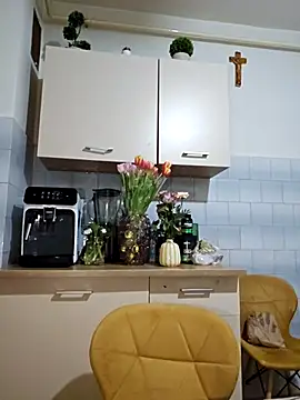 NathalieDream online show from March 2, 2025, 9:52 pm