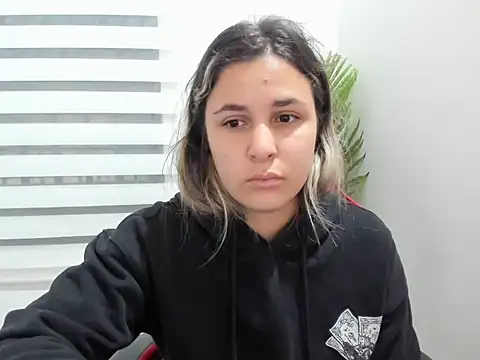 Snapshot of Lana_Sofia1 chatting on March 18, 2026, 12:47 am Lana Sofia1 online show from March 18, 2026, 12:47 am