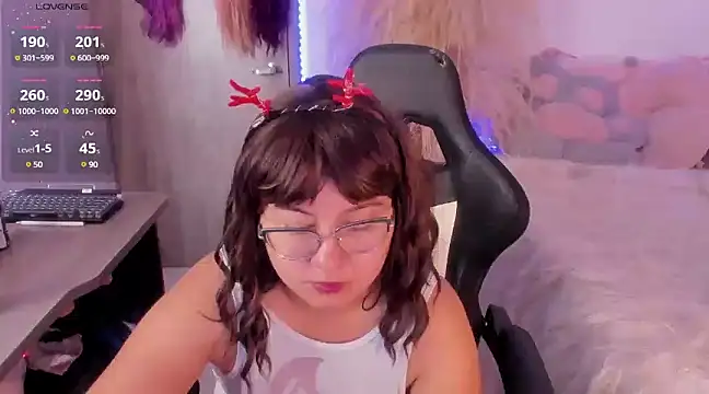 Lady Ryoko online show from January 4, 2025, 6:40 pm