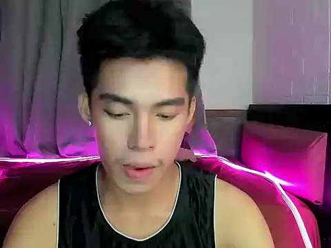 Lightjt04 online show from October 27, 2025, 3:02 pm