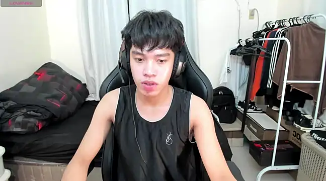 Lightjt04 online show from March 14, 2025, 2:20 am