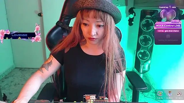 Snapshot of pink-2022 chatting on January 3, 2025, 3:12 pm pink-2022 online show from January 3, 2025, 3:12 pm