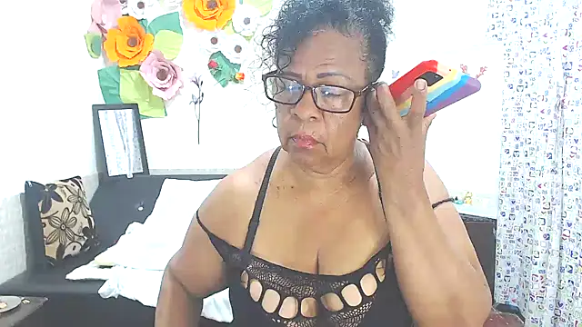 Snapshot of Yayis-hot-sexyw chatting on February 23, 2025, 6:56 pm Yayis-hot-sexyw online show from February 23, 2025, 6:56 pm