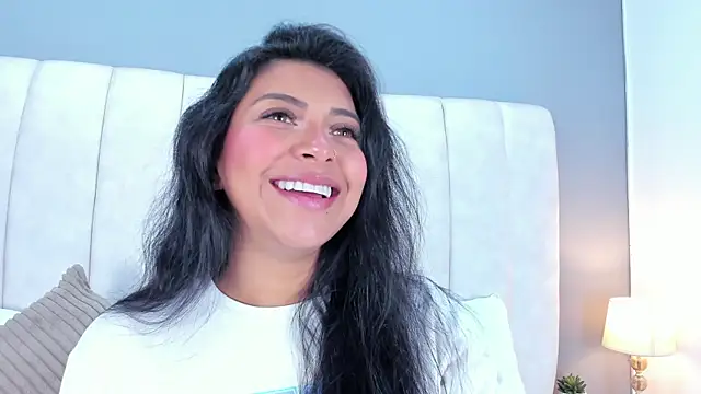  BunnyNaugthy online show from November 14, 2025, 12:09 pm