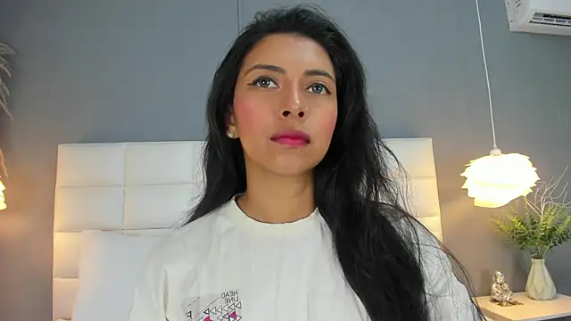  BunnyNaugthy online show from February 21, 2026, 5:04 pm