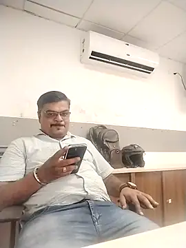 Desi Londa 143 online show from April 4, 2026, 3:57 am