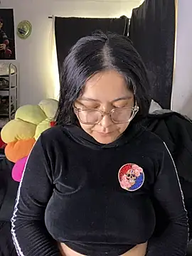 Snapshot of MsConejitaa chatting on February 24, 2025, 3:53 pm MsConejitaa online show from February 24, 2025, 3:53 pm