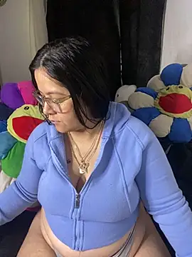 MsConejitaa online show from May 28, 2026, 4:02 pm