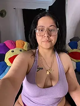 Snapshot of MsConejitaa chatting on February 2, 2025, 4:43 pm MsConejitaa online show from February 2, 2025, 4:43 pm