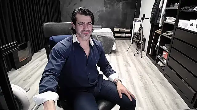 samricci21 online show from March 6, 2026, 9:32 pm